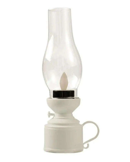 Nostalgic LED Oil Lantern - Elegant Flameless Lighting for Timeless Decor