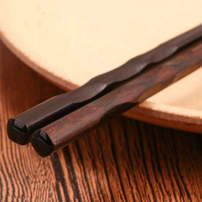 Handcrafted Japanese Wooden Chopsticks for an Authentic Culinary Experience