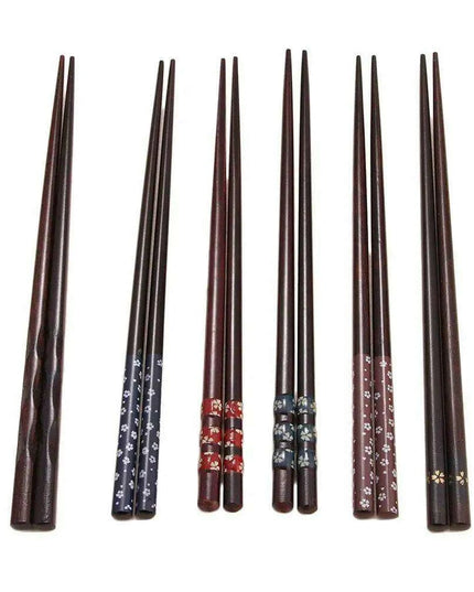 Handcrafted Japanese Wooden Chopsticks for an Authentic Culinary Experience