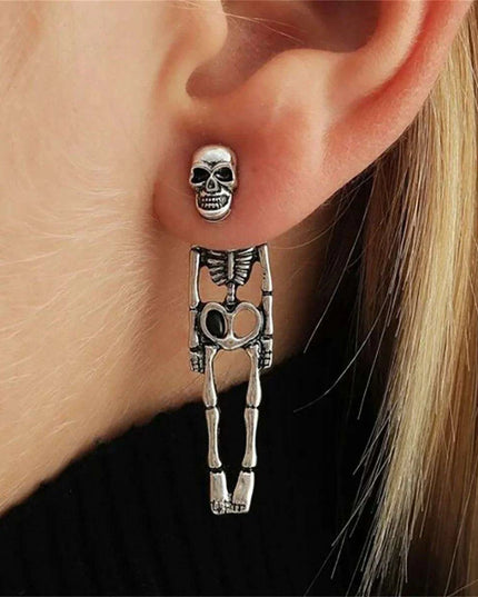 Eerie Elegance Skull Dangle Earrings - Ideal Gothic Accessory for Halloween and All-Year Wear