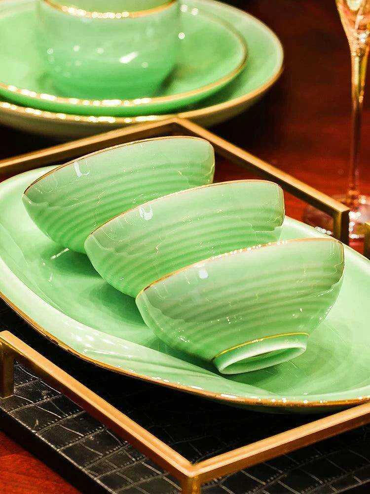 Sophisticated Blue and White Porcelain Dinnerware Set with Opulent Gold Accents