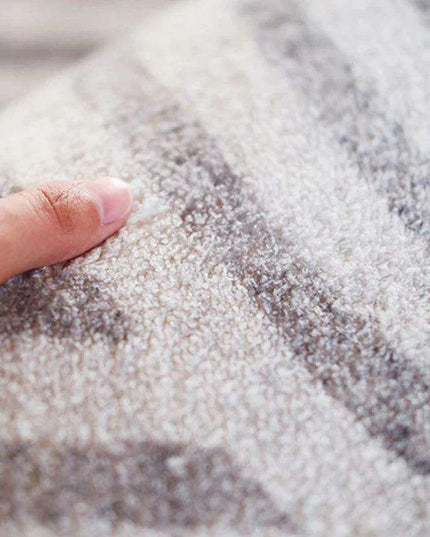 Luxurious Round Plush Polyester Area Rug for Sophisticated Home Decor