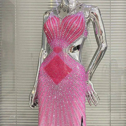 Stunning Backless Bodycon Dress with Dazzling Diamond Details for Unforgettable Events