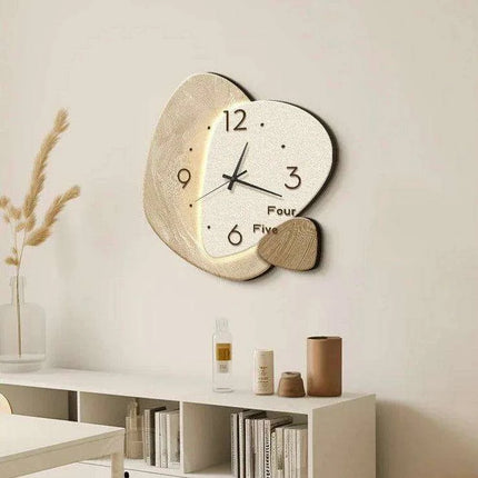 Chic Modern Wall Clock - Stylish Decorative Timepiece for Contemporary Spaces