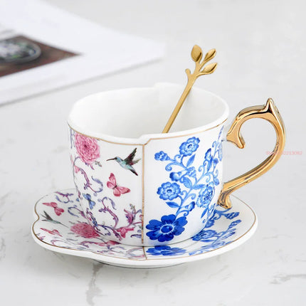 Retro Blue & White Rose Ceramic Mug with Golden Stroke — Irregular Shape, Light Luxury | Très Elite