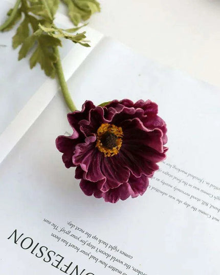 Elegant Faux Poppy Arrangements with Lush Greenery for Timeless Home Decor and Thoughtful Gifts