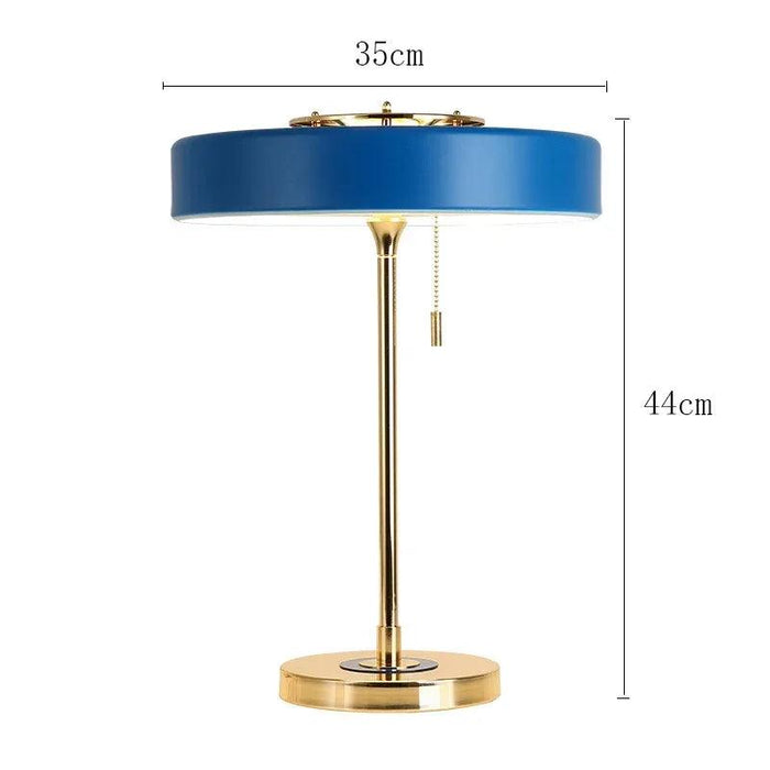 Sleek Scandinavian LED Desk Lamp - Modern Illumination for Any Environment