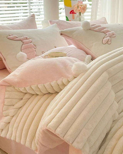Luxurious Faux Rabbit Velvet Duvet Cover Set - Plush Bedding Collection with Pillowcases in Multiple Sizes