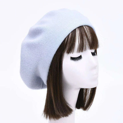 Elegant Cashmere Blend Beret - Trendy Winter Hat for Fashion-Forward Women
