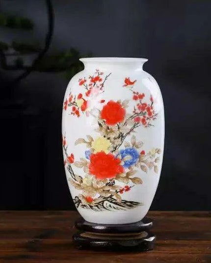 Antique Chinese Ceramic Vase with Intricate Animal Motif - Timeless Charm