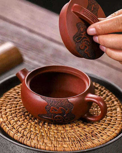 Authentic Elegance: 120ml Dragon's Blood Sand Teapot for Tea Aficionados