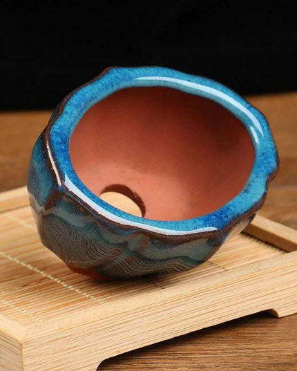 Sleek 7.5*5.7*4cm Ceramic Bonsai Pot - Modern Decorative Planter with Drainage System