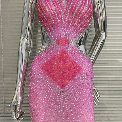 Stunning Backless Bodycon Dress with Dazzling Diamond Details for Unforgettable Events