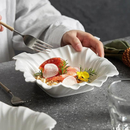 Elegant White Ceramic Serving Bowl for Exquisite Fruit and Vegetable Display