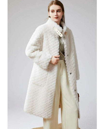 Luxurious Women's Wool Fur Overcoat: The Ultimate Blend of Style and Warmth
