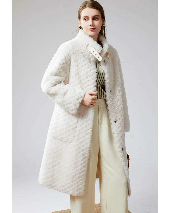 Luxurious Women's Wool Fur Overcoat: The Ultimate Blend of Style and Warmth