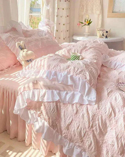 Elegant Ruffled Cotton Seersucker Bedding Set for Women - Solid Color Comforter Cover with Coordinating Bed Skirt, Available in King and Queen Sizes