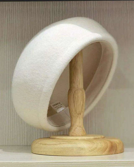 Elegant Gold-Accented Wool Beret Hat for Women - Timeless Pillbox Fascinator for Weddings and Special Occasions