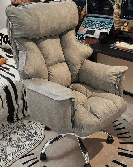 Sleek Nordic Leather Ergonomic Recliner - The Perfect Blend of Comfort for Gaming and Leisure