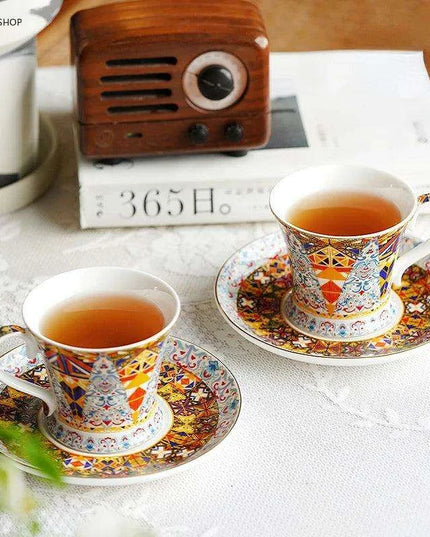 Regal Palace-Inspired Bone China Tea Set with Exquisite Ceramic Cups and Saucers