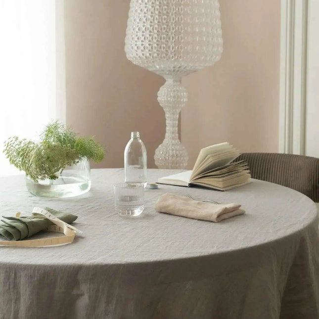 Luxe Linen Tablecloth Collection for an Exquisite Dining Experience