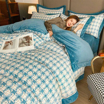 Cozy Winter Plush Coral Velvet 4-Piece Bedding Ensemble – Ultra Soft Flannel Duvet Cover, Quilt, and Sheet Set