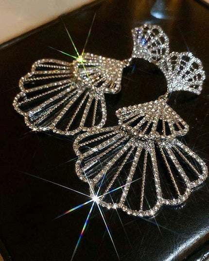 Vibrant Heart-Shaped Crystal Drop Earrings - Dazzling Rhinestone Statement Jewelry for Women with Bold Oversized Charm