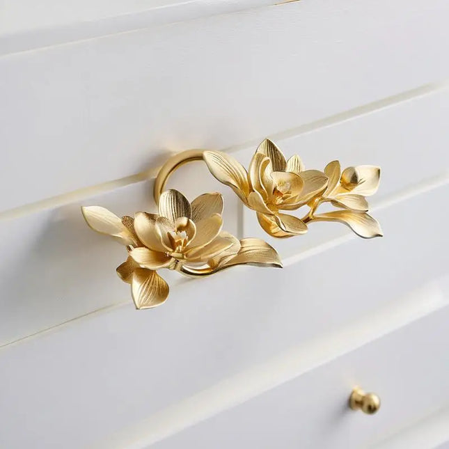 Luxury Pure Copper Floral Cabinet & Drawer Handle