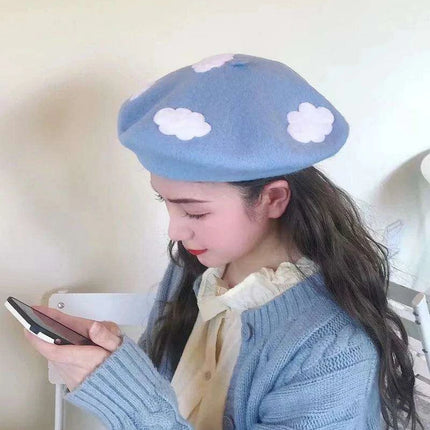 Charming Handcrafted Pumpkin Wool Beret with Leaf Embellishments for Fall and Winter Fashion