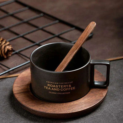 Classic American Elegance: Ceramic Coffee Mug Set with Walnut Holder and Gift Box