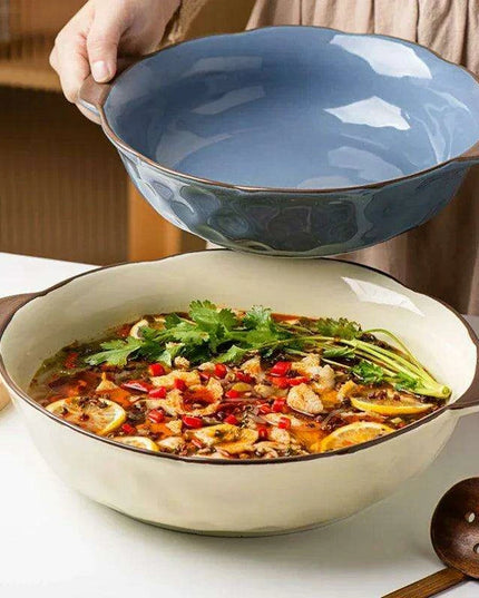 Sophisticated Porcelain Bowls for Ramen and Soup Dining Experience