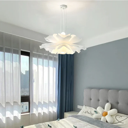 Postmodern White Flower LED Pendant Light — Petal Design, 40–80cm