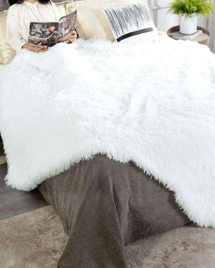 Luxury Coraline Faux Fur Queen Blanket - Elegant Winter Throw