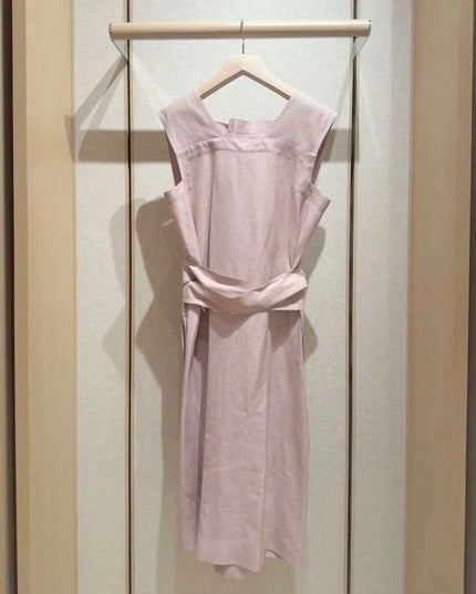Chic Sleeveless Linen Summer Dress with Elegant Long Skirt and Waist Detail