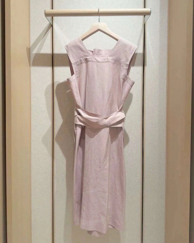 Chic Sleeveless Linen Summer Dress with Elegant Long Skirt and Waist Detail