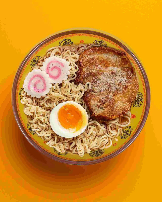 Chic 19cm Japanese Melamine Serving Bowl for Noodle Soups and Salads - A Must-Have Dining Accessory