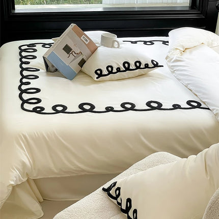 600TC Egyptian Cotton Bedding Set — White with Black Embroidery, 4-Piece Luxury