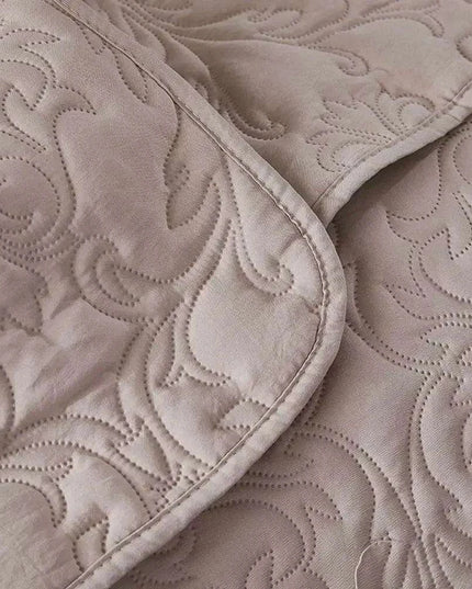 Luxurious Solid Stitch Bedding Ensemble with Pillowcases and Plush Sheets