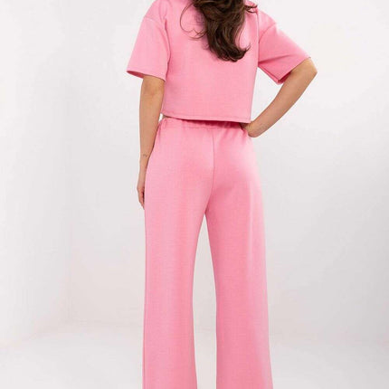 Set Model 208677 Elegant Ladies Everyday And Work Attire - Très Elite