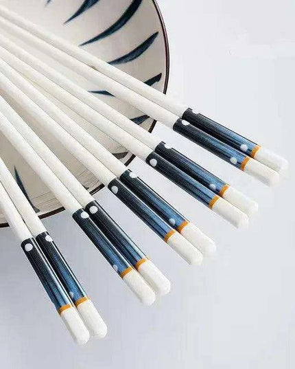 Sophisticated Japanese Porcelain Chopstick Collection - 5 Pairs for an Elevated Dining Experience