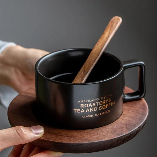 Classic American Elegance: Ceramic Coffee Mug Set with Walnut Holder and Gift Box