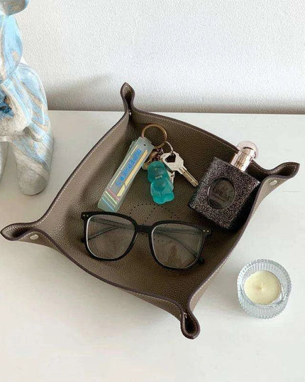 Elegant Leather Desk Tray Organizer for Keys, Jewelry, and Essentials - Stylish Storage Solution