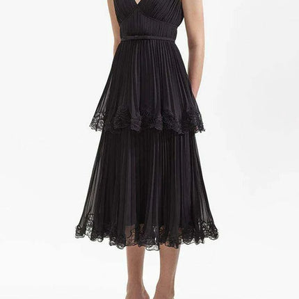 Pleated V-neck Chiffon Evening Dress with Slim Waist Design for Women