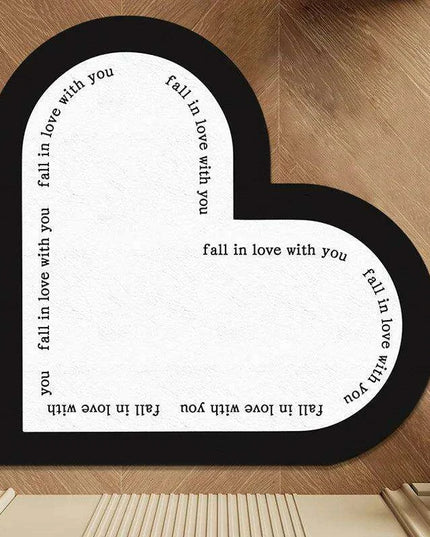 Chic Heart-Shaped Welcome Mat - A Touch of Elegance for Your Home