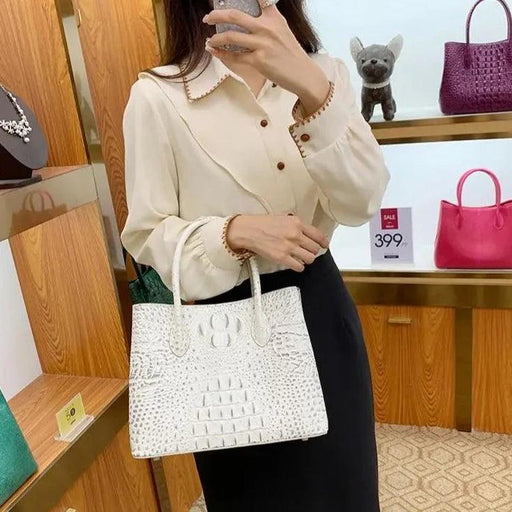 Exquisite Crocodile-Patterned Leather Handbag for Sophisticated Women