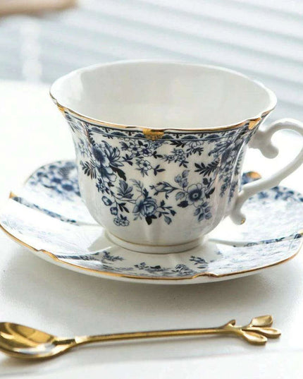 Timeless Vintage Charm: 200ml Elegant Ceramic Coffee Cup & Saucer Set for Sophisticated Tea Moments