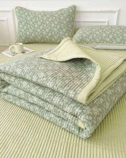 Chic Cotton Bedspreads for Double and Queen Size Beds - Cozy Princess-Inspired Covers for a Stylish Bedroom Retreat