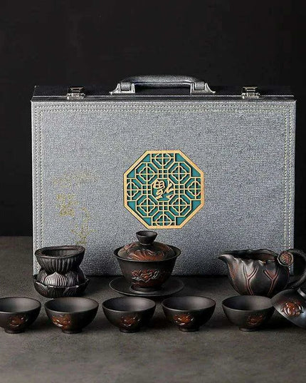 Yunnan Handcrafted Purple Pottery Tea Ceremony Set: Gaiwan Teapot and Cups for Elegant Brewing