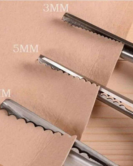 Precision Wave Lace Crafting Scissors - Premium Stainless Steel for Sewing and DIY Projects