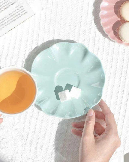 Elegant Pearl Shell Ceramic Tea and Coffee Ensemble - Transform Your Afternoon Experience